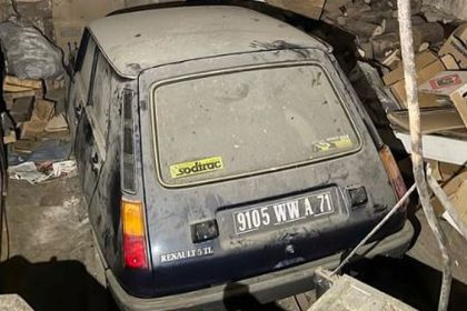 Nzov preloen do sloveniny Neuveritelne Tento Renault 5 ma po 44 rokoch najazdench len