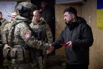 ONLINE Zelenskyj Kompromis Uz len to ze rokovanie s agresorom je obrovsky ustupok Kyjev prichadza s ponukou