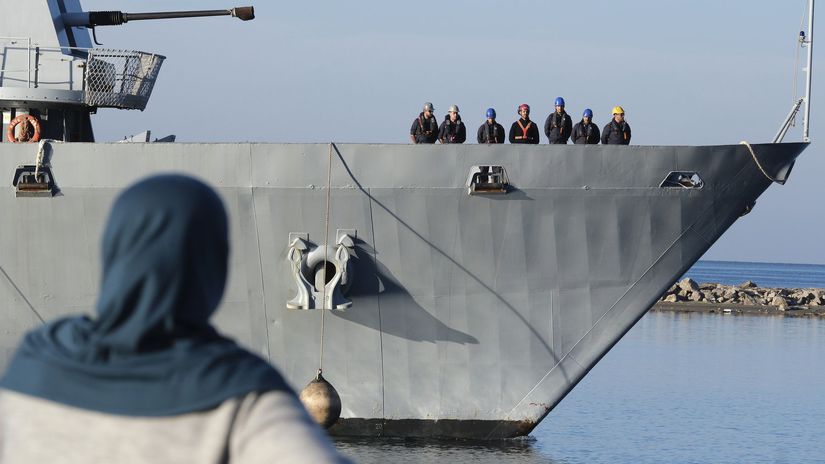 Taliansko zavadza namornu blokadu moze trvat az pol roka Deportacie migrantov sa urychlia
