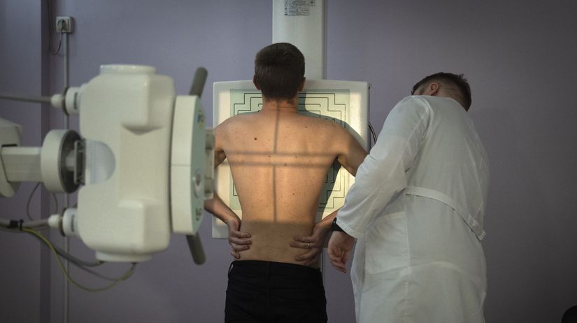 Vily aut al luxus Ukrajinski dostojnici sa obohacuju z uplatkov od muzov ktori sa nechcu prihlasit do armady