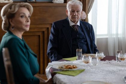 Z oblibeneho hrdinu sa stava problem v seriali Dunaj Fanusikovia priznavavaju ze maju uz dost spravania tejto postavy
