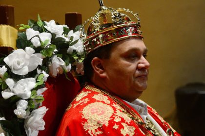 Zomrel posledny koronovany romsky panovnik strednej Evropy Robert Botos