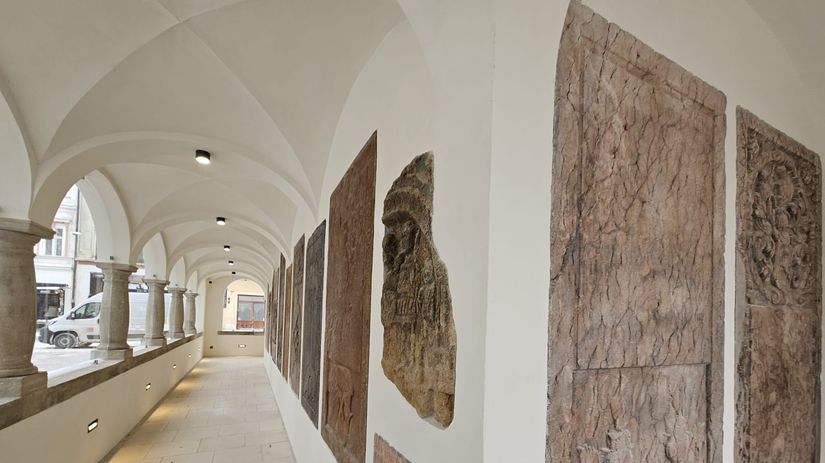 zrekonstruovanu urbanovu vezu mozu turisti obdivovat v plnej krase no je potrebne dodrziavat pravidla