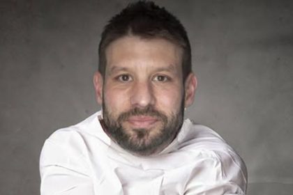 Cena benzinu ako horuci zemiak ktory si koalicia a opozicia prehadzuju Zasiahne Trump
