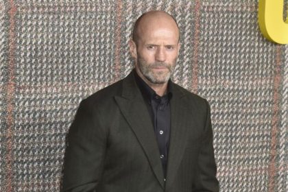 Jason Statham dobyva streamovacie platformy Jeho novy akcny film sa stal jednym z najpozeranejsich titulov