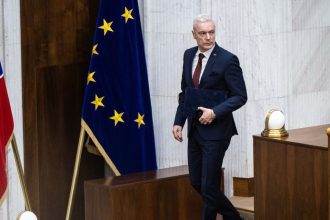 Koalicia opat na hrane Ferencak po vyluceni vaha s podporou Huliakovci naberaju na sile