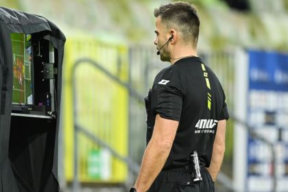 Maju toho uz dost Fanusikovia Premier League podporuju peticiu na zrusenie VAR