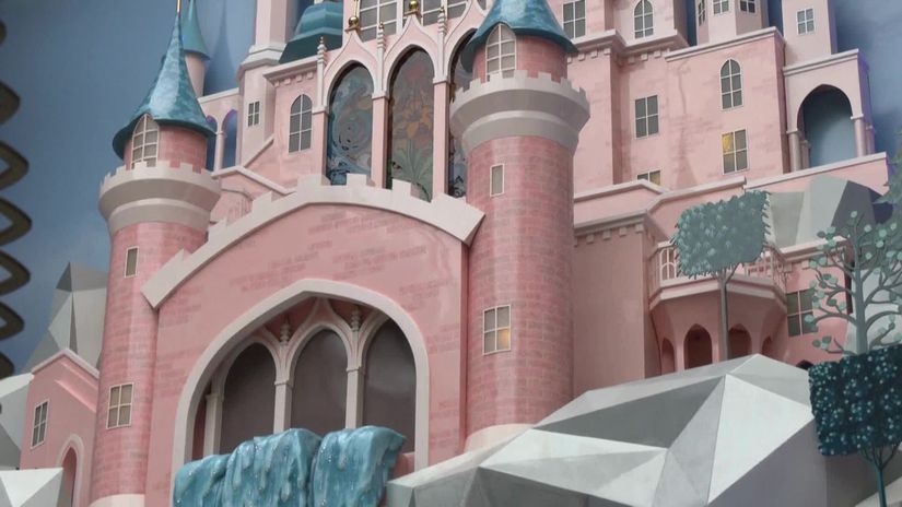 Mickey na vlnach Najvacsia lod Disney flotily sa chysta na svoju prvu plavbu
