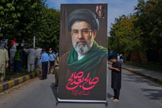 Novy iransky vodca moze byt mrtvy tvrdi Trump Ak zije mal by podla neho urobit len jedno
