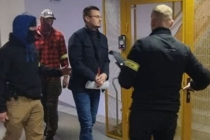 Policajna inspekcia odmieta teatralne zatykanie curillovcov