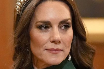 Princezna Kate vytiahla Dianinu korunu a zaziarila v zelenej robe no Camilla 78 vsetkym vzala dych