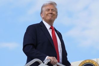 Rusko moze byt roztrhnute horsie nez Juhoslavia Irak a Libia dokopy varuje sef ruskych komunistov pred Trumpom