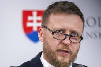 Szalay Odmietnutie revizie medzinarodnych zdravotnickych predpisov je Saskov ustupok Kotlarovi oslabuje Slovensko