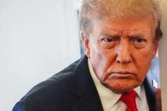dvadsa milird dolrov za dva tdne trump investuje do vojny v Irne viac ako do pomoci amerianom
