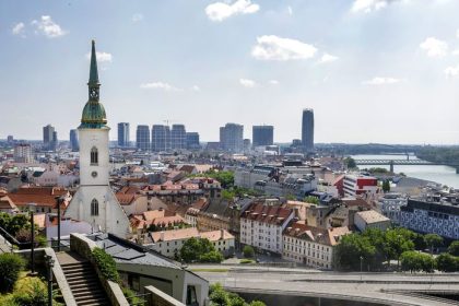 lacne mestske byty takmer miliardovy dlh viedensky model byvania sa dostava do krizy nemoze byt nasim vzorom