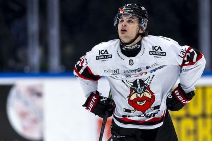 skvela sprava z nhl dalsi slovensky mladik podpisal novacikovsky kontrakt