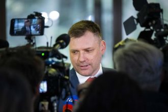 ucelove a uplne zbytocne reaguje sns na tarabu strana si zela korektnu spolupracu