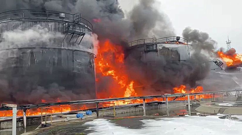 Drony zautocili na rusky ropny gigant plamene sa zmocnili jednej z najvacsich rafinerii