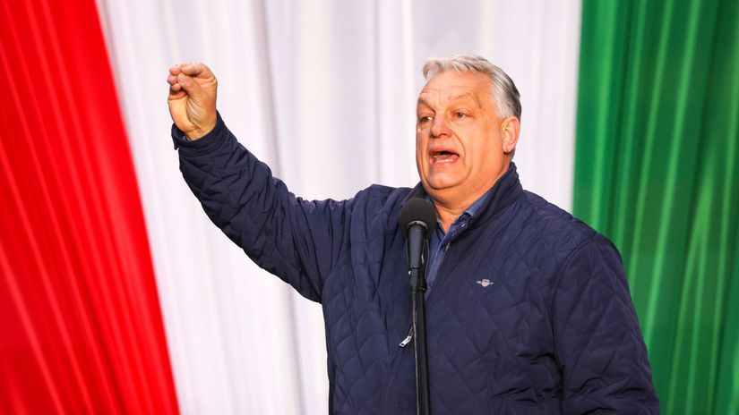 Odbornicka na populizmus Orban asi nechce umriet v Moskve ale mozno to pre neho bude posledna zastavka