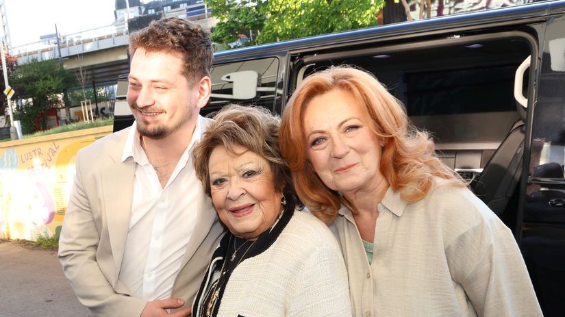 Dve osudove lasky a staly navrat k exmanzelovi Mam vlastne zajacika prehovorila s usmevom dcera Bohdalovej