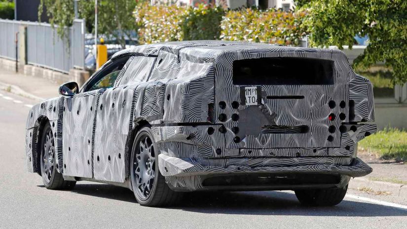 Ferrari Luce Takuto kamuflaz sme este nevideli Chrani nieco nevidane