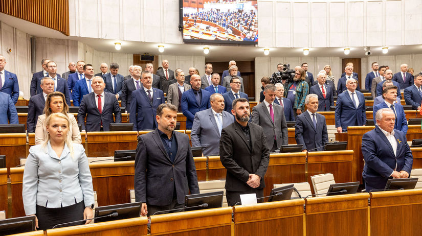 Slovensko sa zaobera otazkou ci pracovat alebo zostat doma Aky je na to nazor politikov