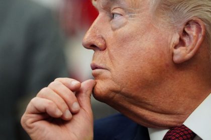 Trump zintenzivnuje spor s Nemeckom Hrozi este vacsie stahovanie americkych vojakov cla utocia na nemecky priemysel