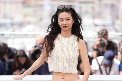Tuto hviezdu zo serilu Hra na olihe by ste dnes nespoznali Pozrite sa ako ziarila v Cannes