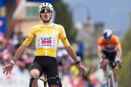 Vyhral Pogacar vdaka podvodu Cyklisti pomenovali podivne udalosti na Okolo Romandie