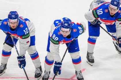 psychologicke hry pred federalnym derby slovakom pomohli rozhodcovia ich gol nemal platit odoznieva z ceska