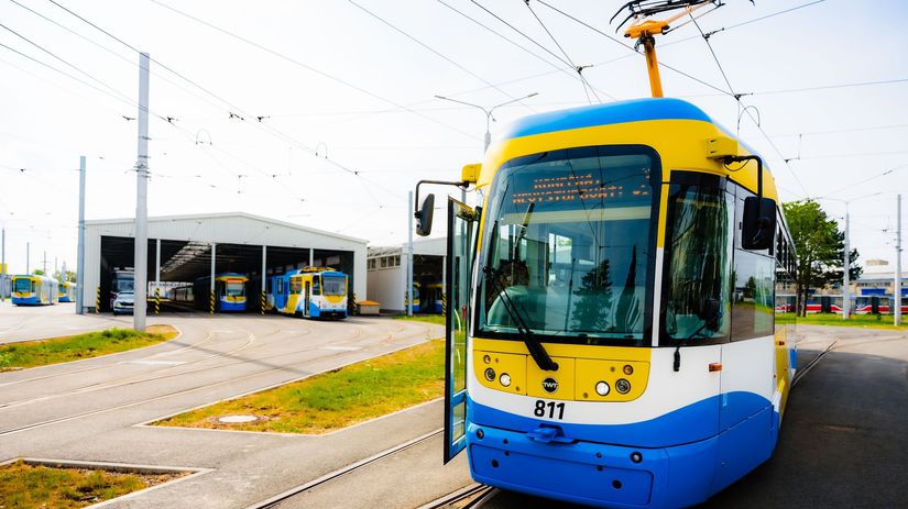 Konene V kosickej MHD uz mozete platit za cestovne kartou priamo v autobuse