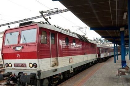 Kusok od tragedie rychlik Urpin a nakladny vlak zostali stat na jednej trati pri Sali