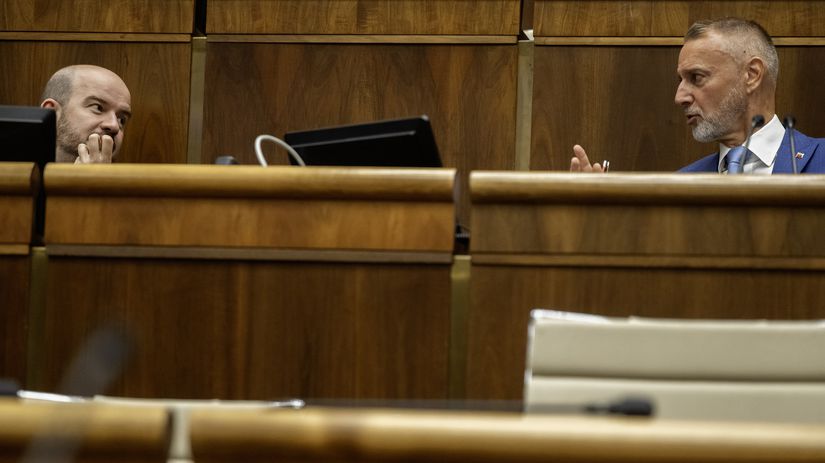 Len 12 5 hodiny na jednu z najvacsich pravnych zmien Opozicia sa buri