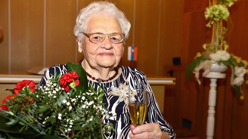 Ma sto rokov no pamata si viac ako kroniky Pani Mariska je zivou legendou