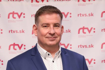 Mafia mu poslala desivy odkaz a zasiahla aj jeho sukromie Znamy slovensky moderator priznal preco sa bal o svojich blizkych