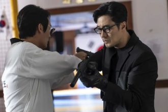 Nenapadna novinka na Netflixe sa dostala medzi najvacsie hity Akcny thriller o unesenom dietati dobija svetove rebricky