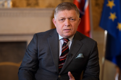 Nie sme fackovaci panak fico odraza utoky zamestnavatelov a odmieta kritiku ekonomickeho balika
