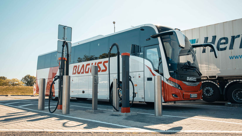Slovensko spusti prve dialnicne zastavky pre elektromobily a kamiony