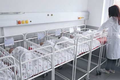 Slovensko zazilo vynimocny porod V Bratislave sa narodili siamkske dvojcata