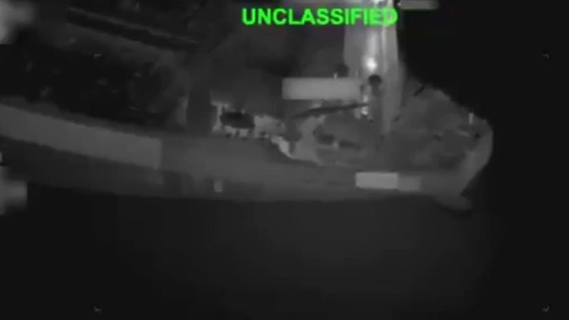 VIDEO Tvrdy zasah raketou Hellfire Americania ukazali co sa stane s lodiou ktora porusi blokadu