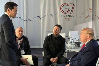 pozornost trumpa sa opat sustrediuje na ukrajinu europa zacina mat obavy co pride