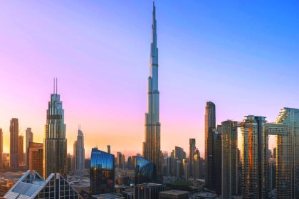 Dubajska bublina po utokoch splasla Emirat zufalo rozdava stovky eur aby prilakal turistov Svet Novinky