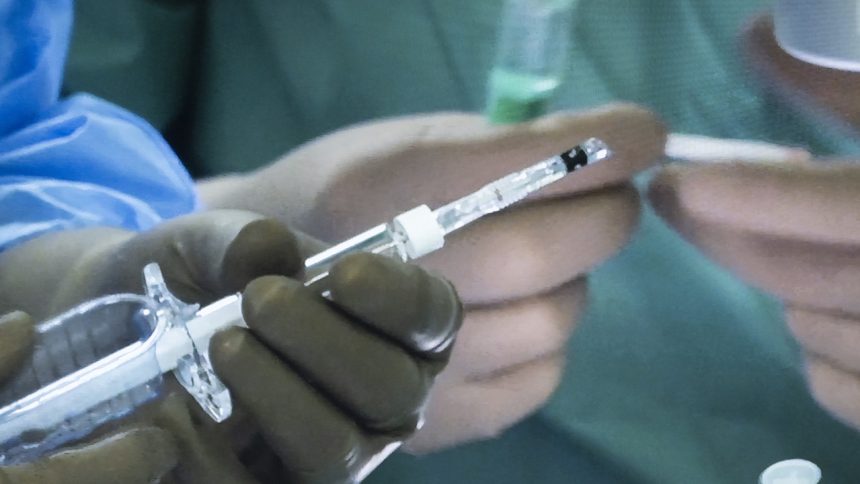 Isla na operaciu clenka zobudila sa s vatou v stach tinedzerke pod zlou narkozou vybrali vsetky mudrosti