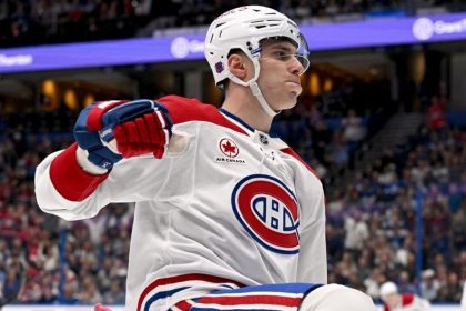 NHL sa zblaznila sialene miliony pre mladeho Sveda Keby bol Slafkovsky dobry na buly mohol by zarabat rovnako NHL Hokej Sportweb