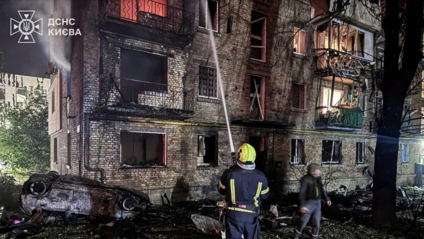 Na Kyjev v noci odpalo 30 ruskich balistickych rakiet Zirkon Vojny