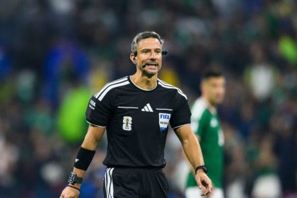 Najvacsia chyba mojho zivota Sedel pri stole ked dnu vtrhla policia Kariru mu takmer zruinovalo pozvanie na chatu MS 2026 Futbal Sportweb