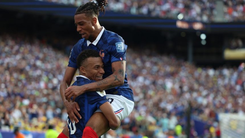 dar z nebies alebo novy zidane francuzi oslavuju objav timu ktory je krok od peleho rekordu ms 2026 futbal sportweb