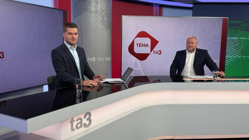 Huliak zastavil miliony pre futbal SFZ planuej trestne oznamenie Posledne kopanie umierajuceho kona reaguje minister