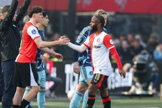 Lamborghini nehoda a drogy byvalej hviezde Manchestru City hrozia dva roky vazenia Ostane Futbal Sportweb