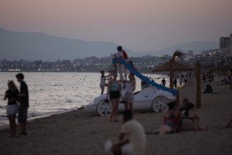 Male telo dva zuby a krvave rany Na plaze oblibeneho ostrova sa vratilo nezvycajne fenomen